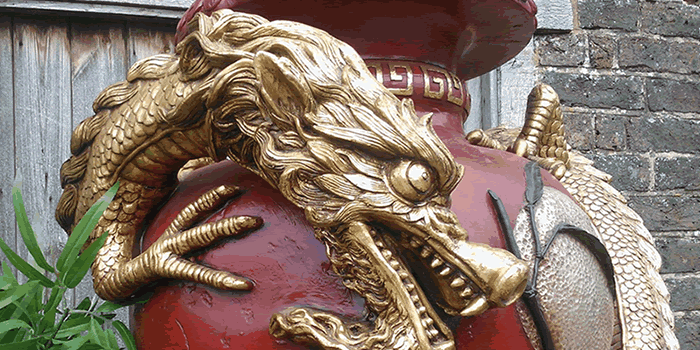 Chinese Event theme decoration .. dragon Urn