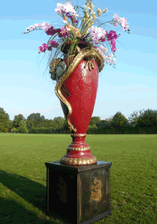 Chinese Event theme decoration .. dragon Urn
