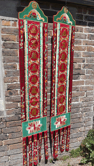Chinese Decorative Scrolls hire